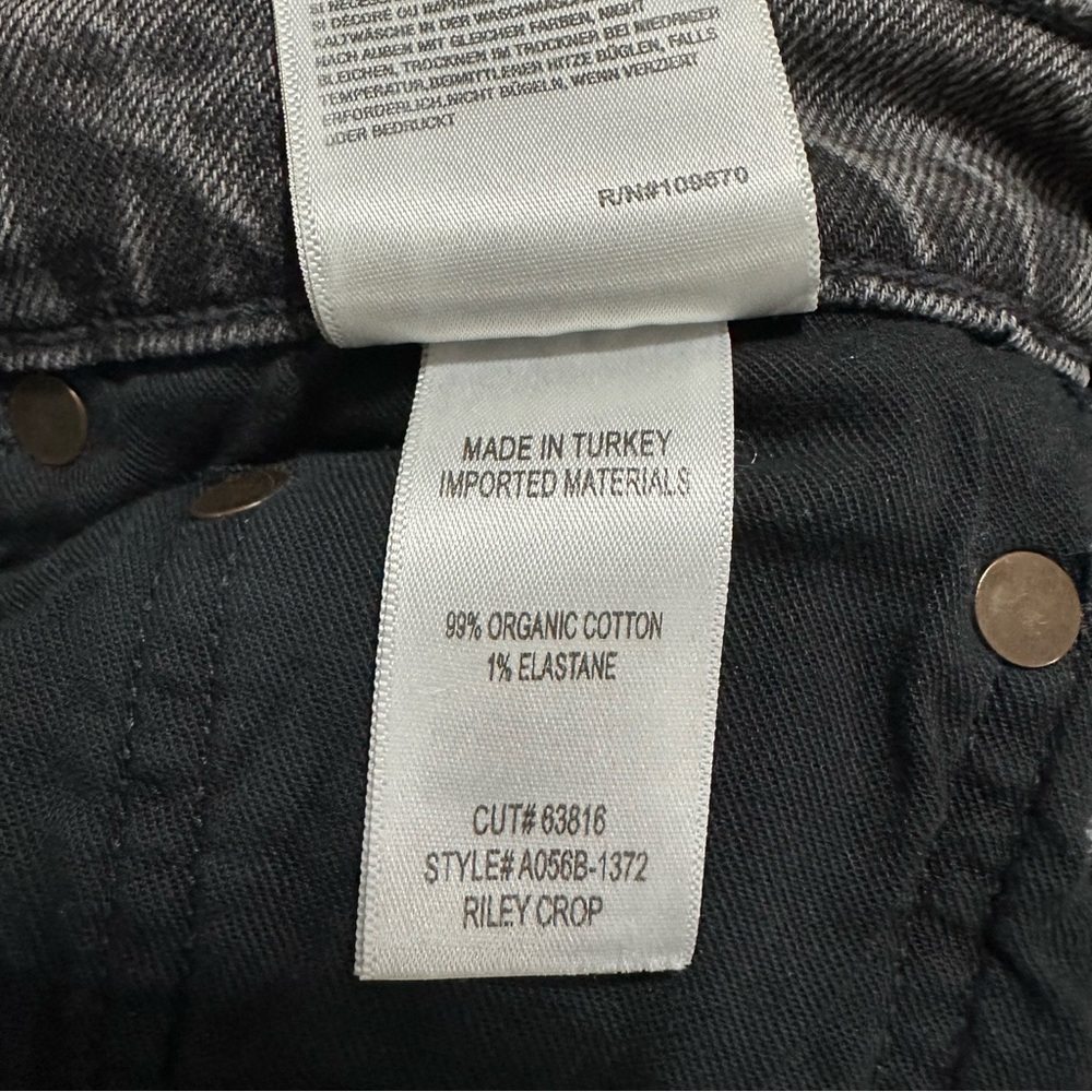 Agolde Riley Crop Jeans High Rise Straight Leg Button Fly Black Womens Size 29 - Picture 9 of 9